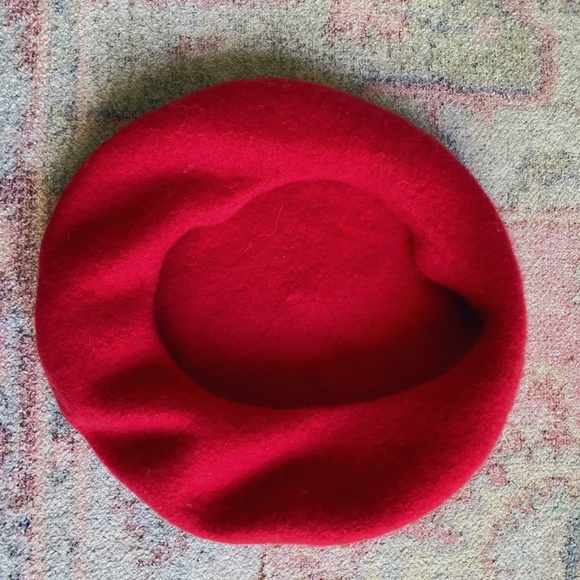 Customed Red Rock N Roll Beret